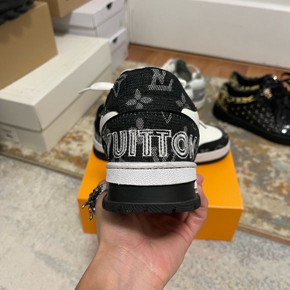 Used Men’s Size 8 (Euro Sz 41) Louis Vuitton Velcro Monogram Denim Trainer Shoes - Picture 13 of 14